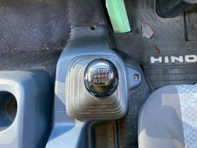 日野 レンジャー 中型 バン ADG-FD7JLWA(99639) 39枚目