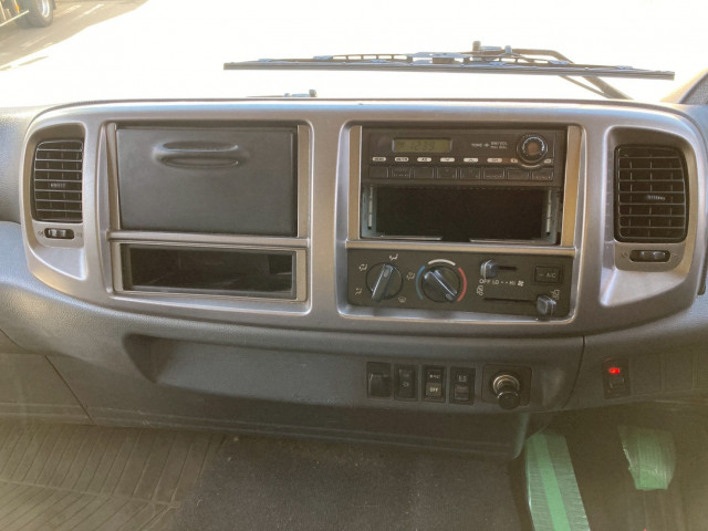 日野 レンジャー 中型 バン ADG-FD7JLWA(99639) 43枚目