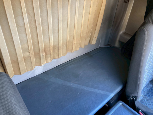 日野 レンジャー 中型 バン ADG-FD7JLWA(99639) 49枚目