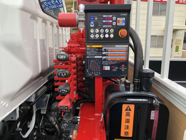 三菱ふそう キャンター 小型 平ボディ（クレーン付） 2PG-FEB90(99646) 18枚目