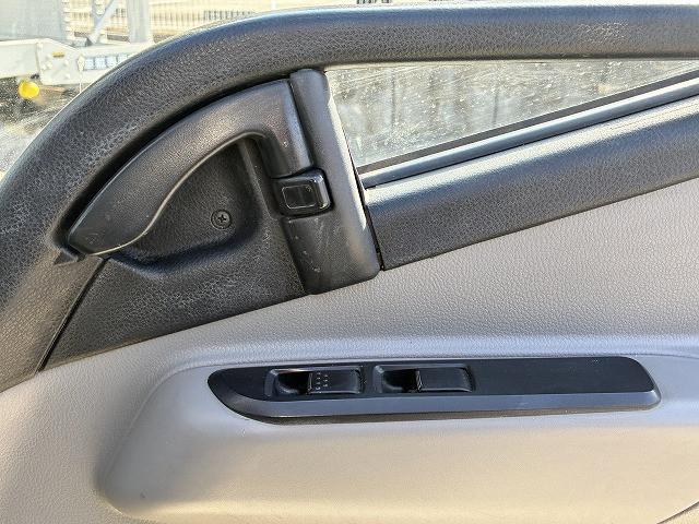 三菱ふそう キャンター 小型 平ボディ 2RG-FBA20(99651) 38枚目