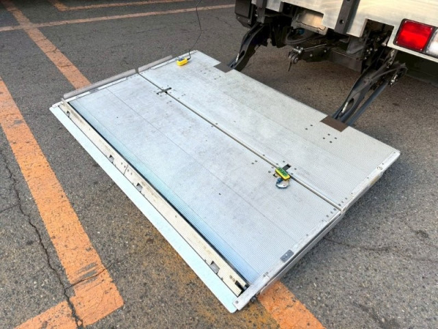 Hino ranger Middle Freezer box_body 2KG-FD2ABA(99654) 6枚目