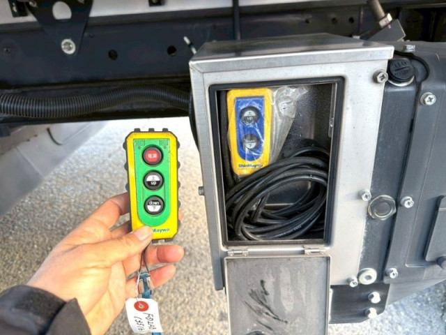 Hino ranger Middle Freezer box_body 2KG-FD2ABA(99654) 11枚目