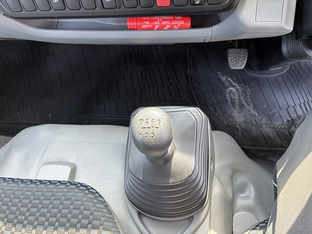 トヨタ ダイナ 小型 平ボディ 2RG-XZU605(99655) 33枚目