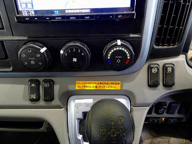 三菱ふそう キャンター 小型 バン 2RG-FDA20(99657) 11枚目