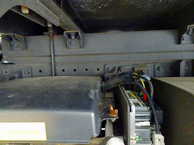 三菱ふそう キャンター 小型 バン 2RG-FDA20(99657) 32枚目