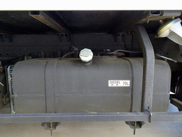 三菱ふそう キャンター 小型 バン 2RG-FDA20(99657) 33枚目