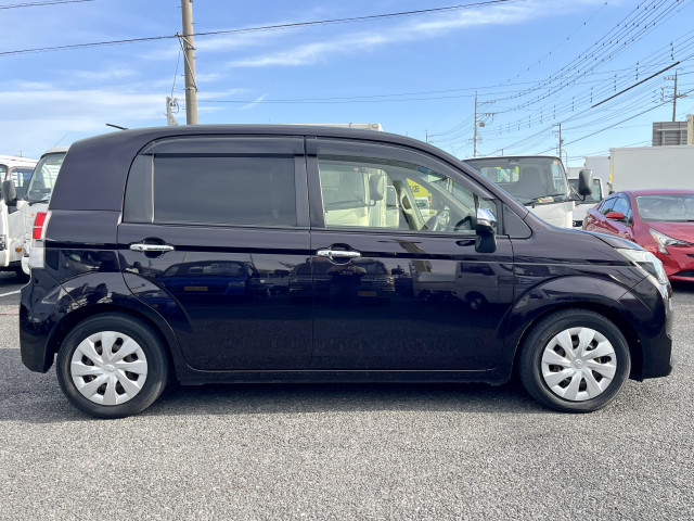 トヨタ 小型 DBA-NSP141(99663) 4枚目