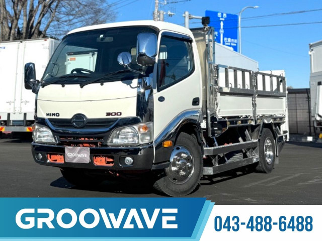 Hino dutro Small Flat body TKG-XZU640M(99664) 1枚目