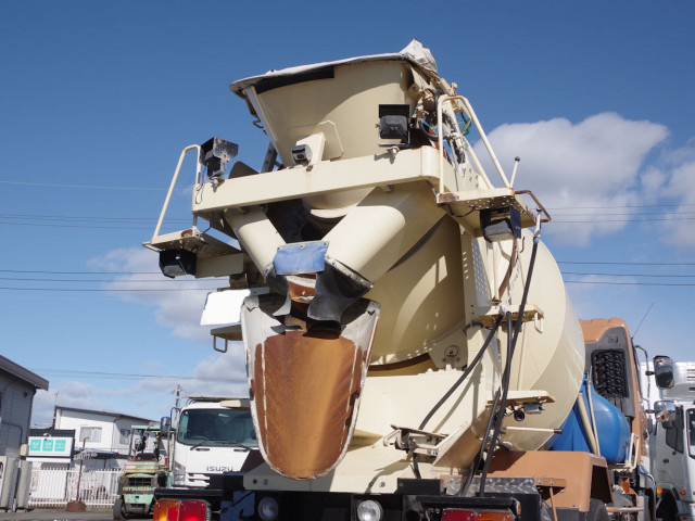 日野 レンジャー 増トン ミキサー車 LKG-FJ7JDAA(99665) 10枚目