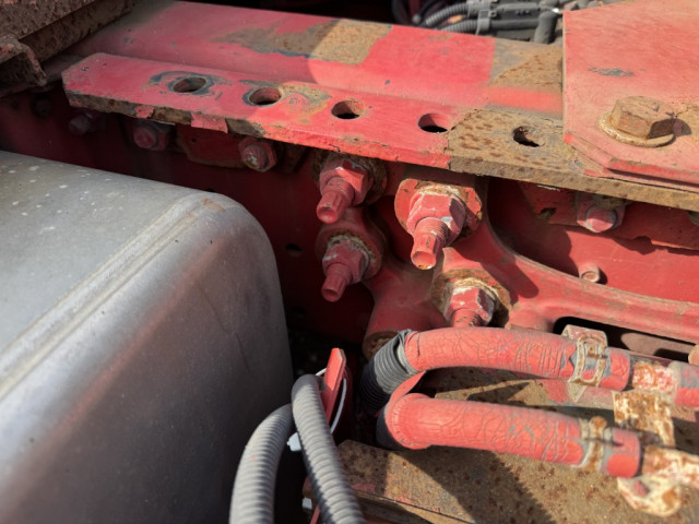 UDトラックス（日産） クオン 大型 トラクタ QKG-GK6XAB(99666) 13枚目