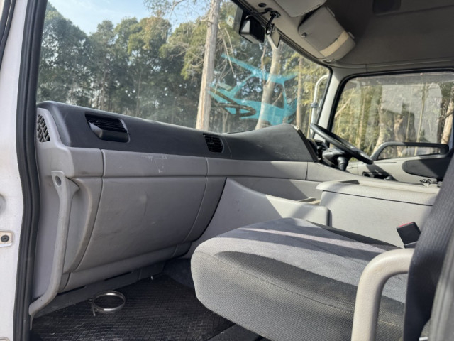 UDトラックス（日産） クオン 大型 トラクタ QKG-GK6XAB(99666) 30枚目