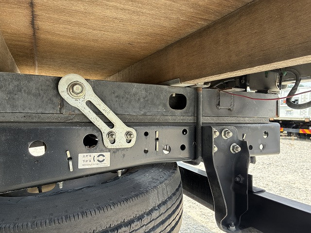 マツダ タイタン 小型 平ボディ（クレーン付） BDG-LMR85AR(110190) 45枚目
