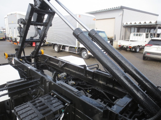 三菱ふそう ファイター 中型 コンテナ専用車 2KG-FK72F(99723) 13枚目