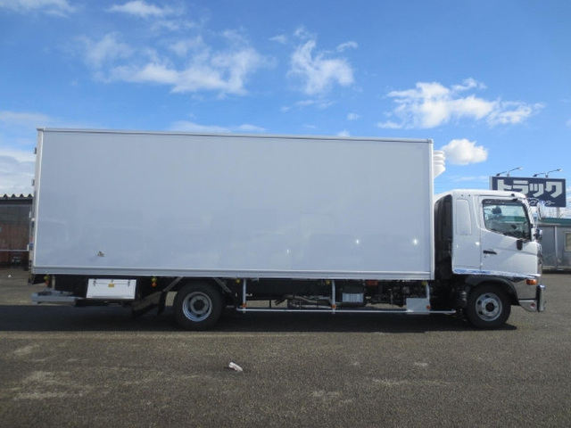 日野 レンジャー 中型 冷蔵冷凍バン 2KG-FD2ABG(99729) 8枚目