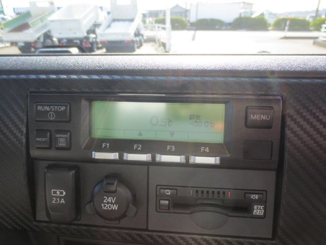 日野 レンジャー 中型 冷蔵冷凍バン 2KG-FD2ABG(99729) 15枚目