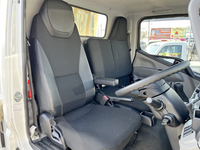三菱ふそう キャンター 小型 平ボディ 2RG-FBAV(99730) 14枚目