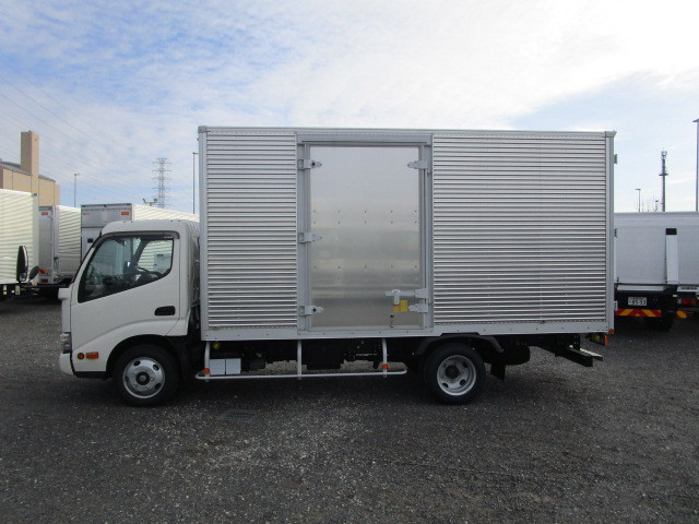 日野 デュトロ 小型 バン 2KG-XZU655M(99731) 3枚目