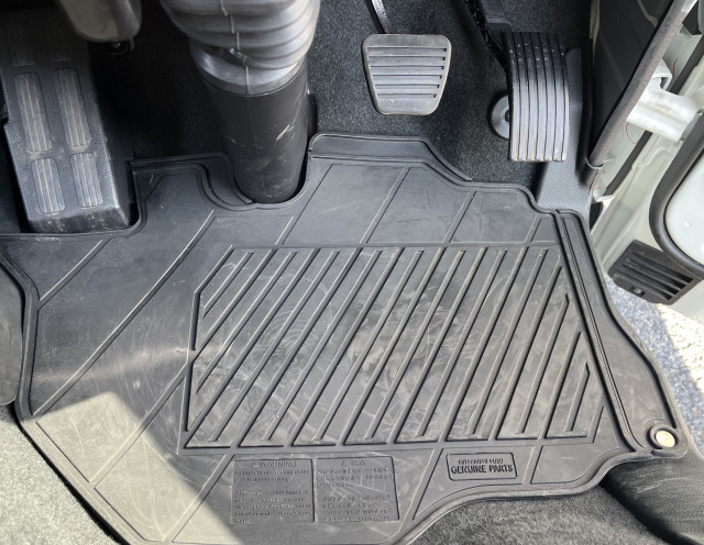 三菱ふそう キャンター 小型 平ボディ 2RG-FBAV(99730) 27枚目