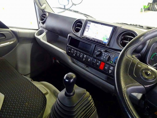 日野 デュトロ 小型 平ボディ 2KG-XZU685M(99735) 9枚目