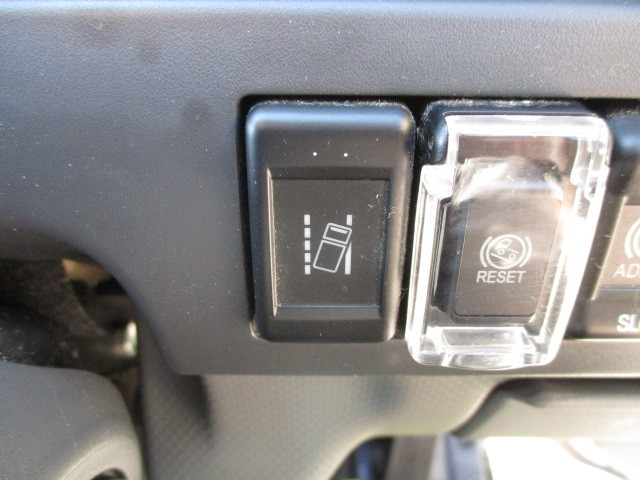 Isuzu elf Small Flat body 2RG-NJS88A(99741) 11枚目