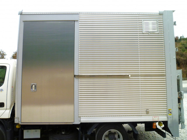 Toyota dyna Small Box body 2RG-XZU605(99743) 9枚目