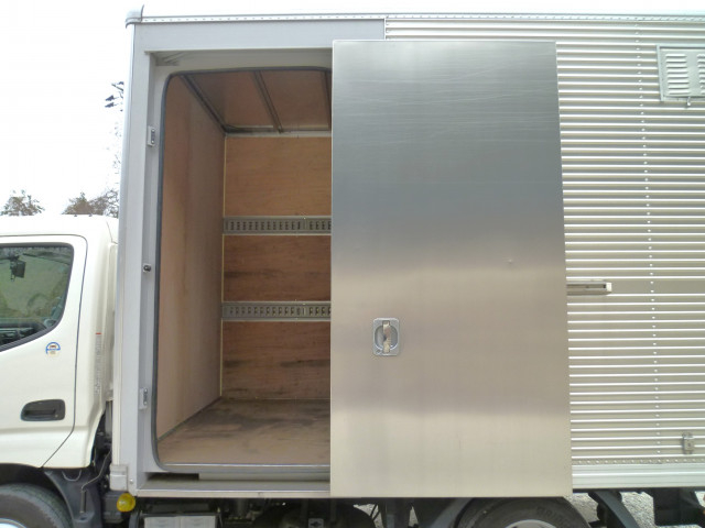 Toyota dyna Small Box body 2RG-XZU605(99743) 10枚目