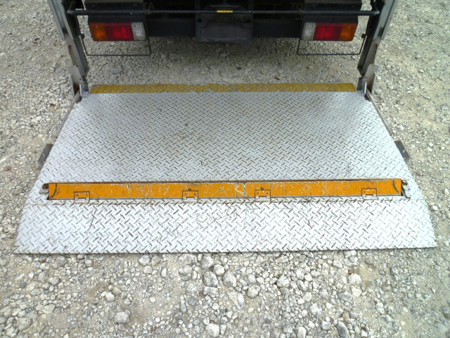 Toyota dyna Small Box body 2RG-XZU605(99743) 18枚目