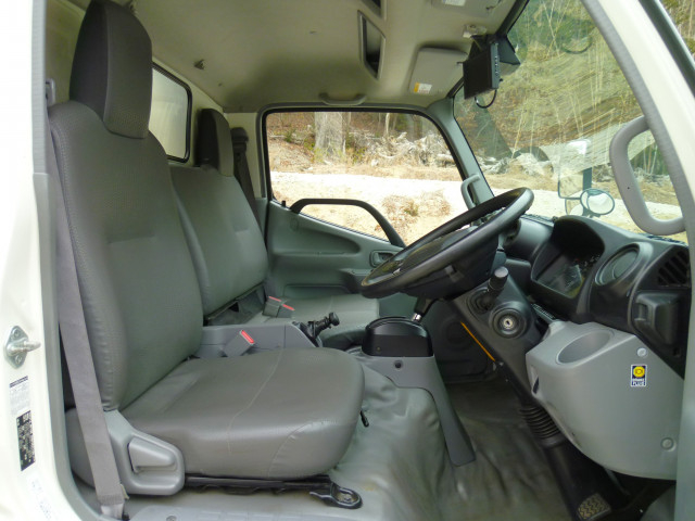 Toyota dyna Small Box body 2RG-XZU605(99743) 27枚目