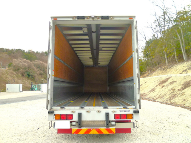 いすゞ ギガ 大型 ウィング 2PG-CYJ77C(99745) 10枚目