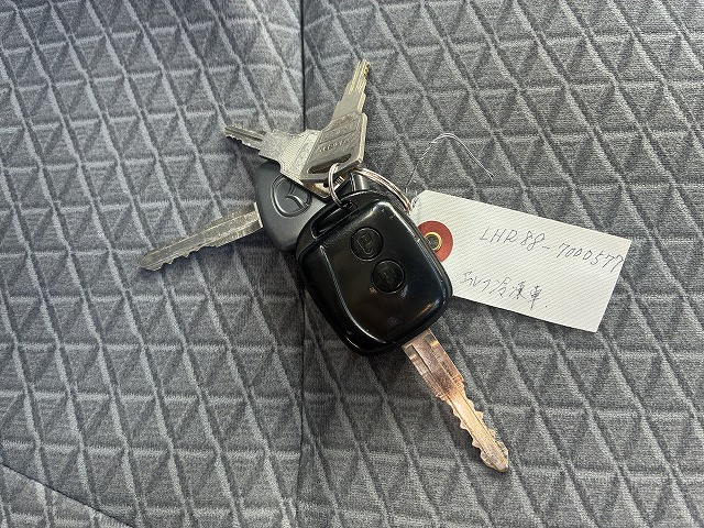 マツダ タイタン 小型 冷蔵冷凍バン 2RG-LHR88AN(99744) 49枚目