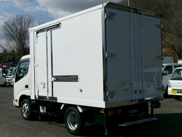 日野 デュトロ 小型 保冷バン 2RG-XZC605M(99746) 3枚目