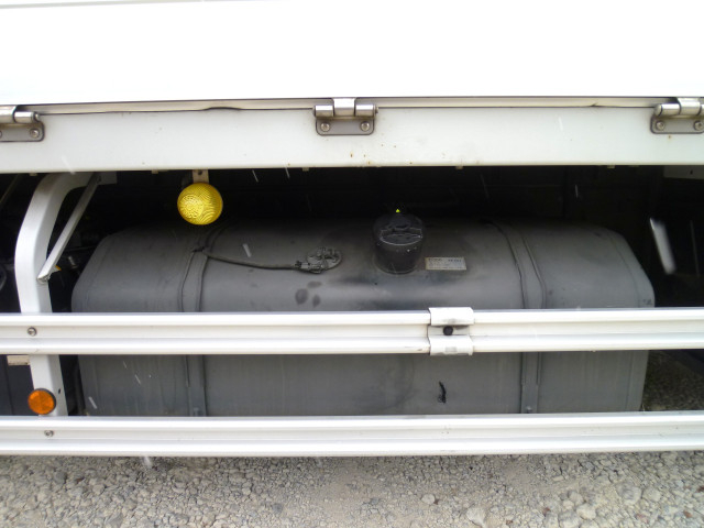 いすゞ ギガ 大型 ウィング 2PG-CYJ77C(99745) 28枚目