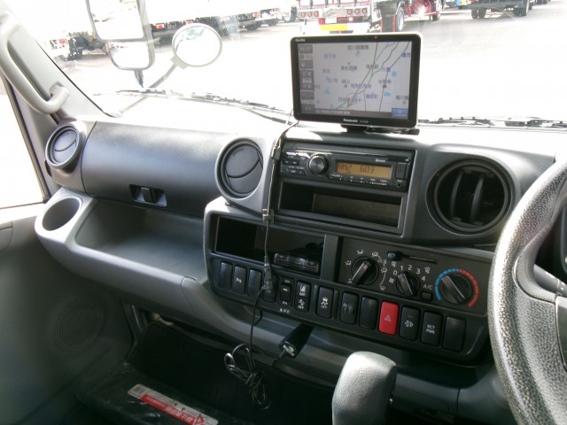 日野 デュトロ 小型 保冷バン 2RG-XZC605M(99746) 11枚目