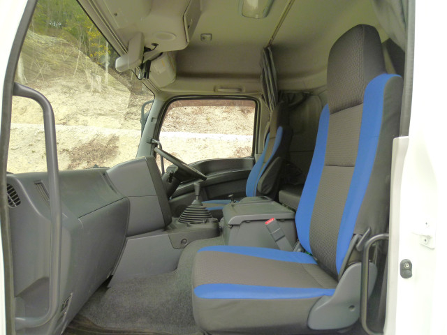 いすゞ ギガ 大型 ウィング 2PG-CYJ77C(99745) 34枚目