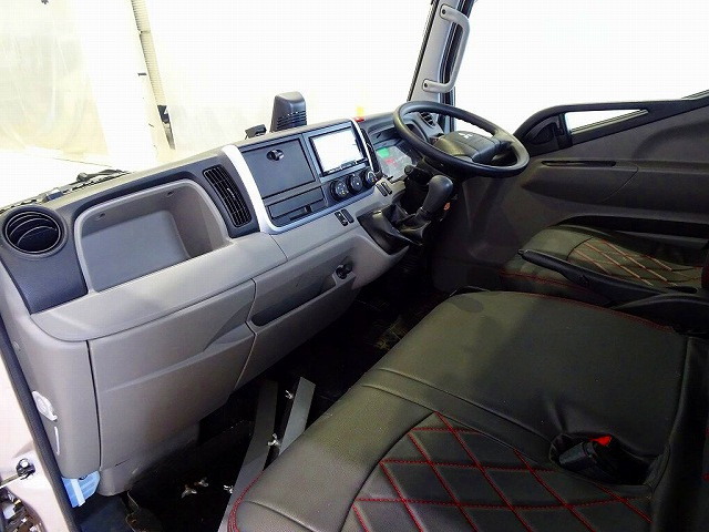 三菱ふそう キャンター 小型 平ボディ 2RG-FBA20(99747) 7枚目