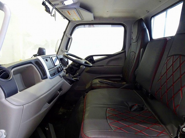 三菱ふそう キャンター 小型 平ボディ 2RG-FBA20(99747) 8枚目