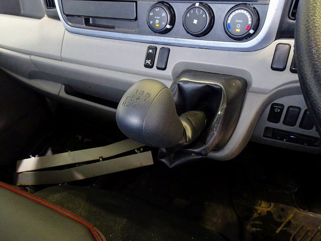 三菱ふそう キャンター 小型 平ボディ 2RG-FBA20(99747) 16枚目