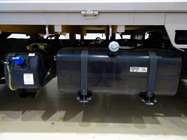 三菱ふそう キャンター 小型 平ボディ 2RG-FBA20(99747) 35枚目