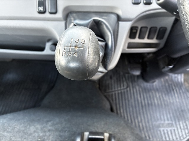 三菱ふそう キャンター 小型 平ボディ 2RG-FBA20(99748) 33枚目