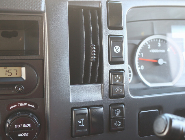 Isuzu elf Small Freezer box_body 2SG-NPR88AN(99749) 42枚目