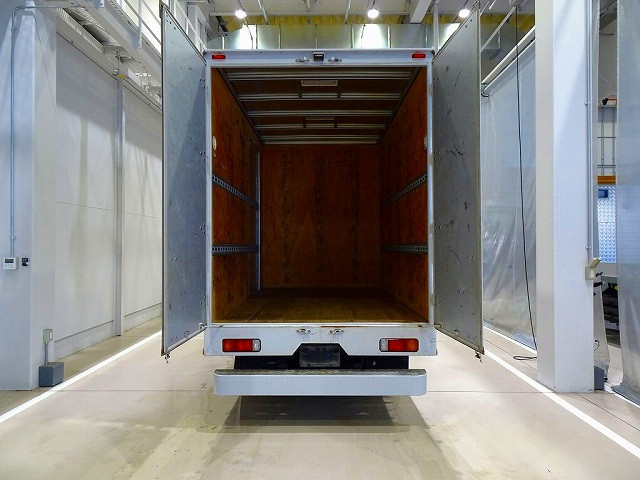 日野 デュトロ 小型 バン 2RG-XZU605M(99750) 25枚目