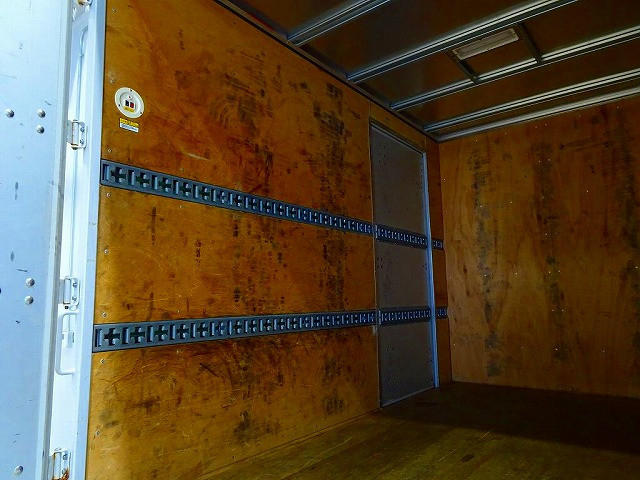 日野 デュトロ 小型 バン 2RG-XZU605M(99750) 28枚目