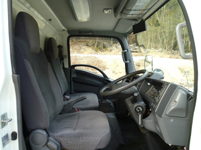 いすゞ エルフ 小型 ウィング 2RG-NMR88AN(99751) 32枚目