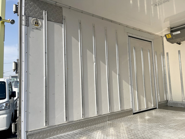 トヨタ トヨエース 小型 冷蔵冷凍バン TPG-XZC605(99753) 12枚目