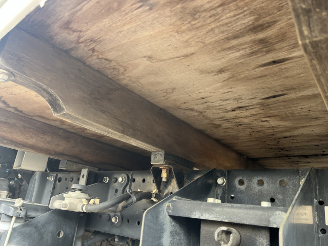 いすゞ エルフ 小型 平ボディ TPG-NJR85A(99755) 32枚目