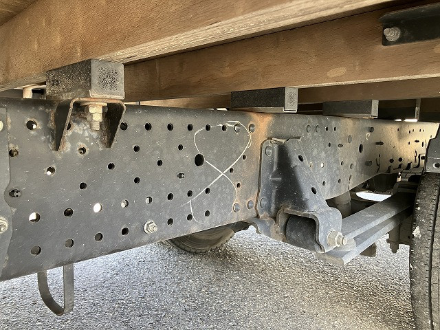 いすゞ エルフ 小型 平ボディ TRG-NNR85AR(99757) 32枚目