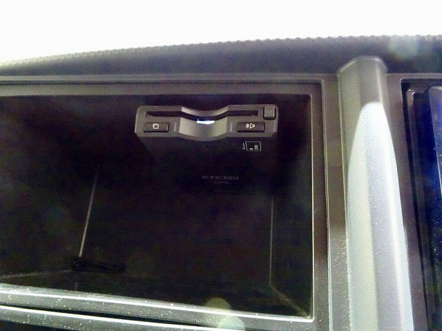 いすゞ フォワード 中型 ウィング TKG-FRR90T2(99759) 14枚目