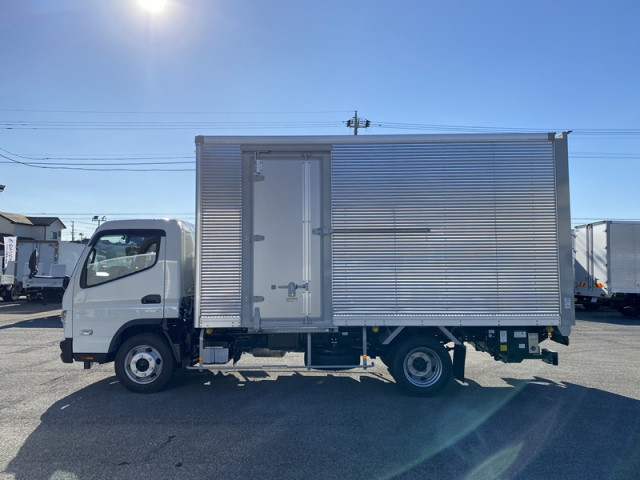 三菱ふそう キャンター 小型 バン 2PG-FEB80(99761) 3枚目