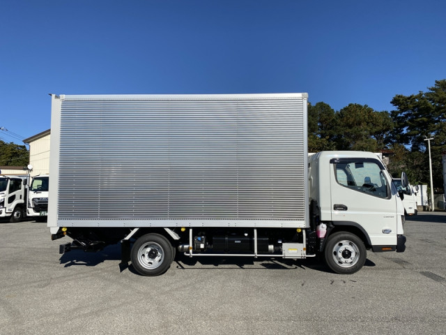 三菱ふそう キャンター 小型 バン 2PG-FEB80(99761) 4枚目